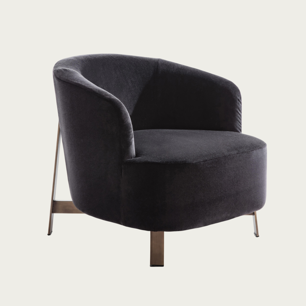 Fauteuil Copine Porada en cuir ou tissu – Design Studio 28 – Maison Pruilh Bordeaux