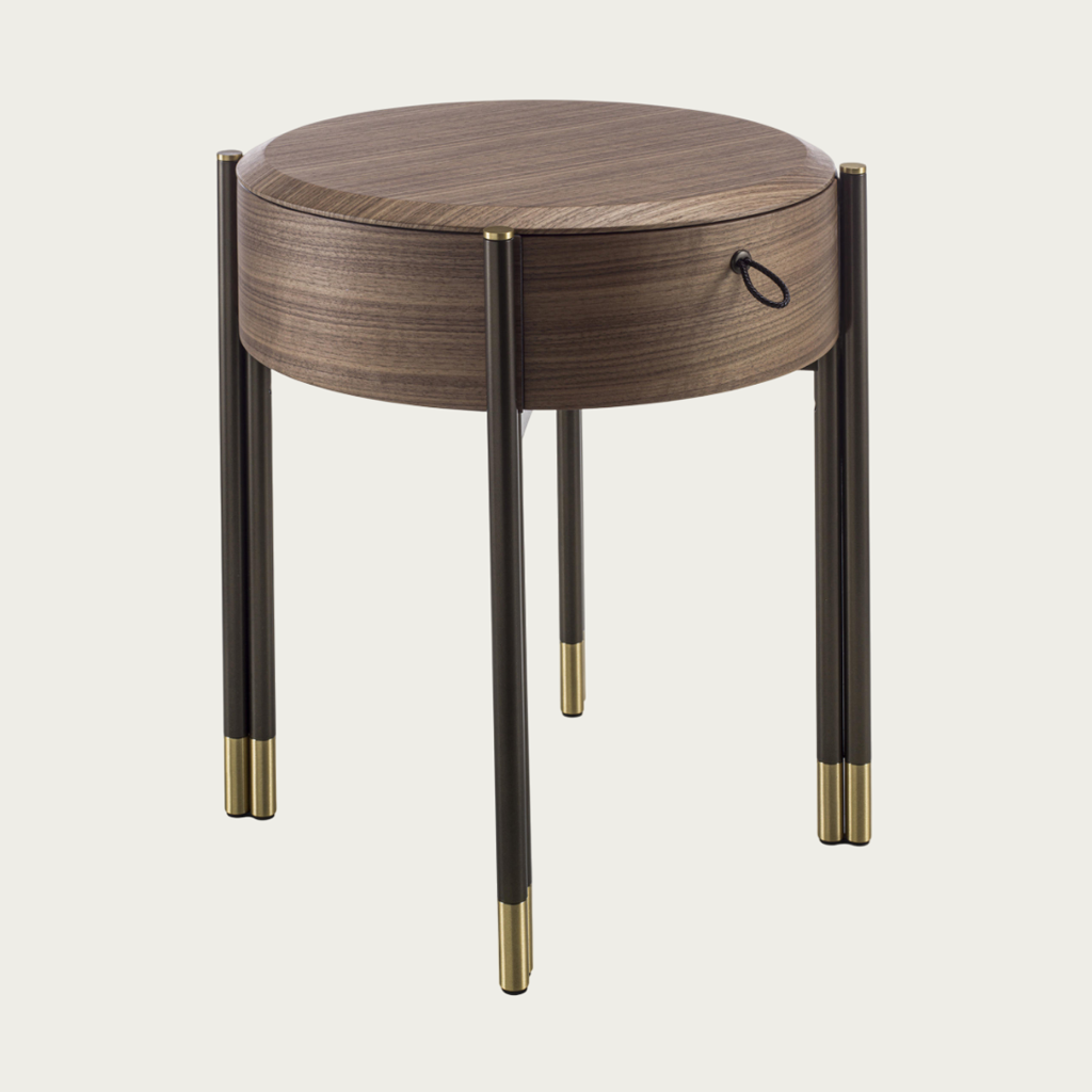 Table de chevet Bayus Tondo 44 Porada en noyer et marbre – Design Gabriele & Oscar Buratti – Maison Pruilh Bordeaux